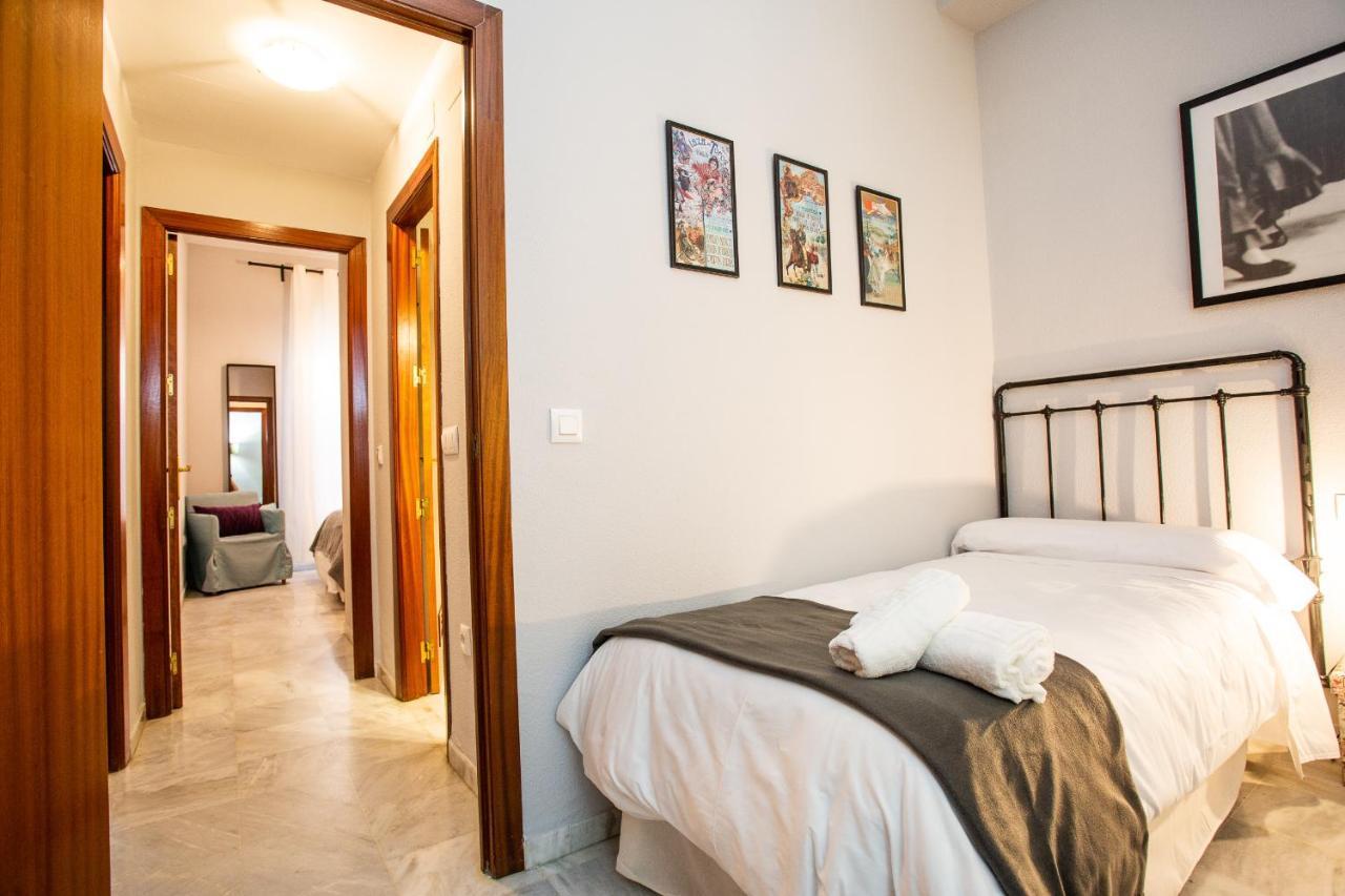 Wish Suite Torres De Sevilla Exterior foto